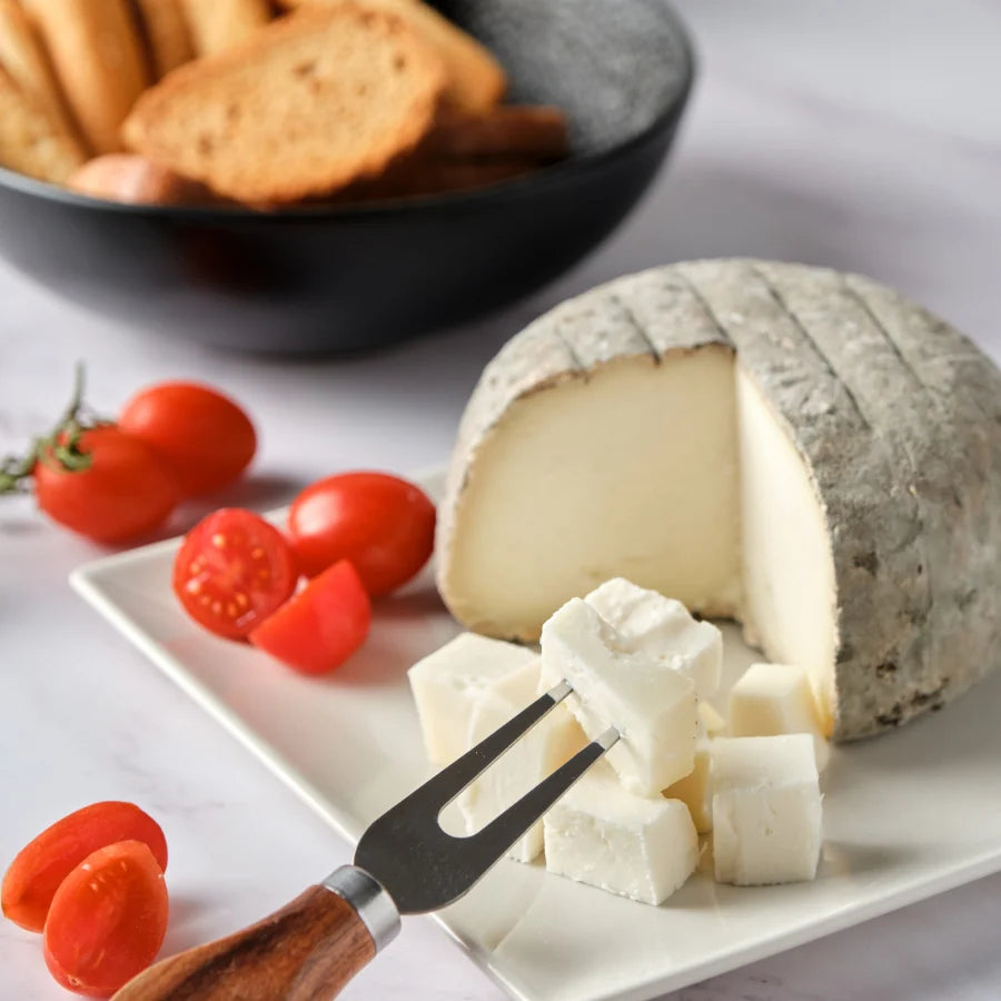 Queso Semicurado de Cabra con Moho La Yerbera