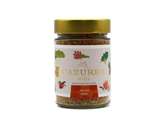 Se muestra un bote de polen sobre un fondo blanco.