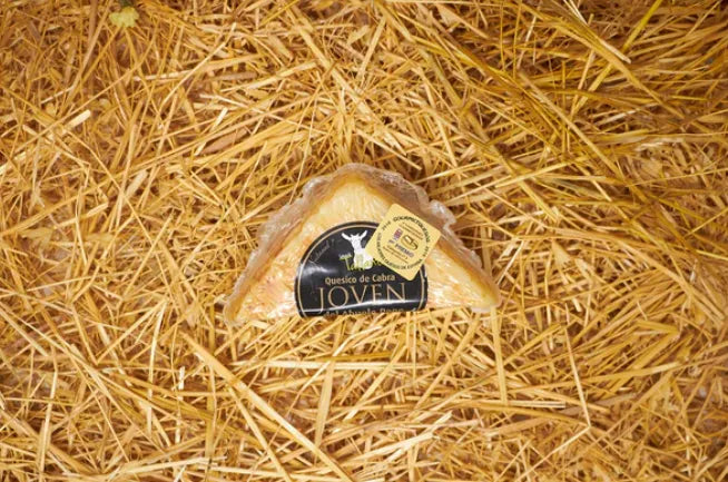 Queso ahumado de cabra - 3 cuñas