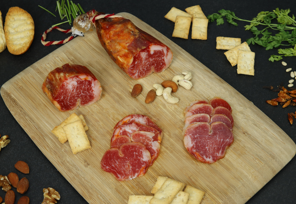 Lomo 100% Ibérico de Bellota: la joya de los embutidos españoles