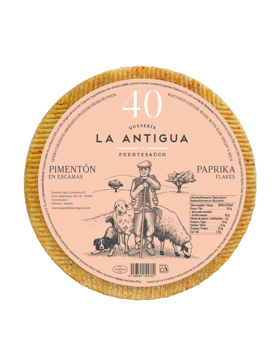 Queso curado de oveja con escamas de pimentón