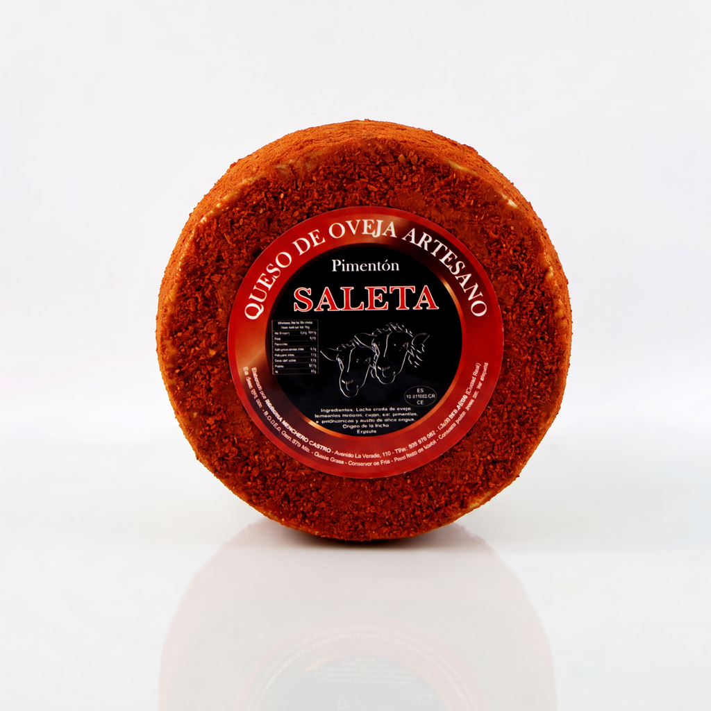 Queso Curado Macerado con Pimentón